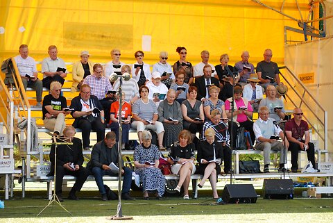 Katso suurempi versio kuvasta Lähetysseurojen kuoro Vantaan 2016 juhlilla. Kuva Paula Laajalahti