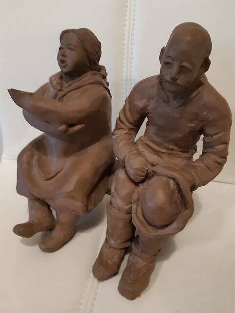 Katso suurempi versio kuvasta Rauha ja Toivo veisaavat. Kirsti Mäenpään kotialbumi