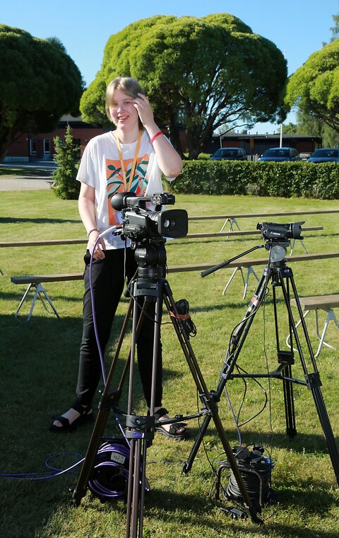 Katso suurempi versio kuvasta Aamuseurat